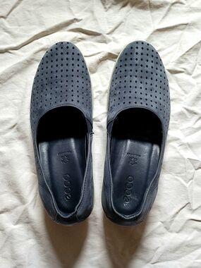 Ecco Women's Navy Perforated Slip-On Loafers